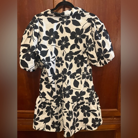 Jessica Simpson White/Black Short Sleeve Dress - Picture 3 of 4